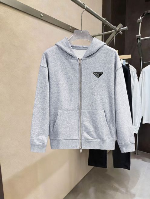 プラダ スーパーコピー 2025新作 ジップアップパーカー 定番モデル 高品質仕上げ 高再現度 職人技術再現 安心サイト 実店舗運営 口コミ多数