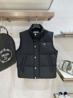 プラダ ダウンベスト スーパーコピー 優良サイト 2025新作 高品質 上質感 丁寧な縫製 レビュー高リピ率 男女兼用 人気モデル