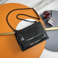 サンローラン チェーンバッグ 優良サイト 2025新作 高品質 上質感 丁寧な縫製 高再現度 発送保証 オールブラック クロコ型押し