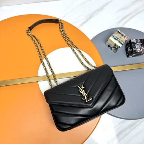 サンローラン スーパーコピー 優良サイト 2025新作 ブラックキルトレザーバッグ 高再現度と精密ディテール 高級レベル仕様 圧倒的な再現度 発送保証 追跡可能