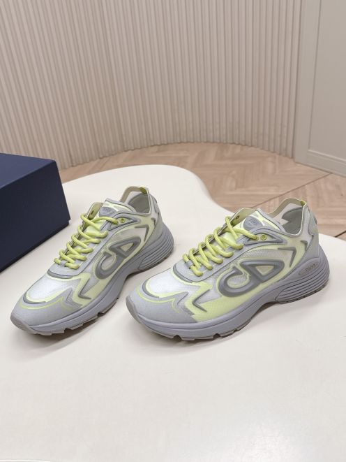 ディオール スーパーコピー 優良サイト ダッドスニーカー ライトグリーン グレー 厚底 高再現度 2026新作