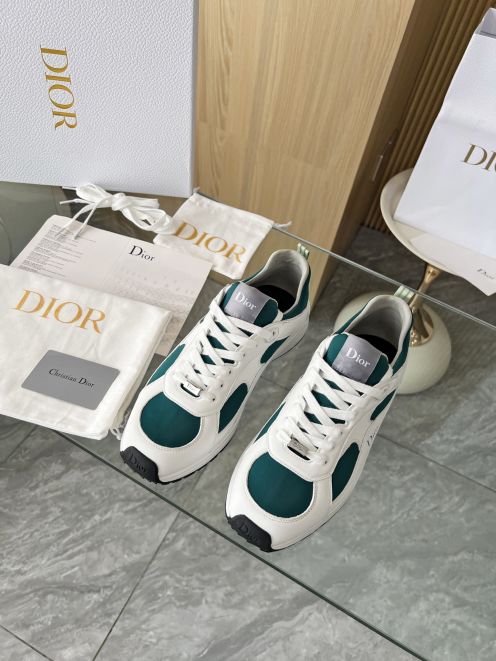 ディオール n級 2026新作 スニーカー 定番カラー 高再現度 精密ディテール 本革使用 高級感仕上げ 安心サイト 追跡可能 発送保証