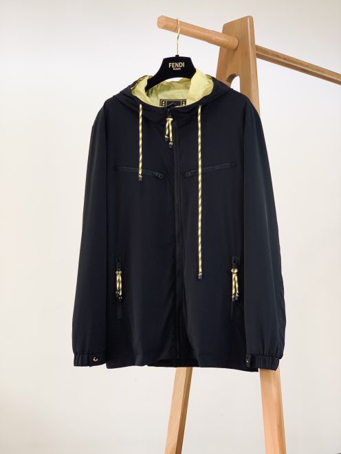 フェンディ 2026新作 高品質 フーデッドジャケット ブランド コピー 安全通販 高再現度 精密ディテール 快適な着心地 安心サイト