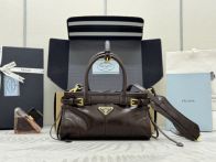 プラダ 高再現度 激安屋口コミ 2026新作 定番ミニレザーハンドバッグ 高評価 口コミ多数 本革使用 精密ディテール 安心サイト