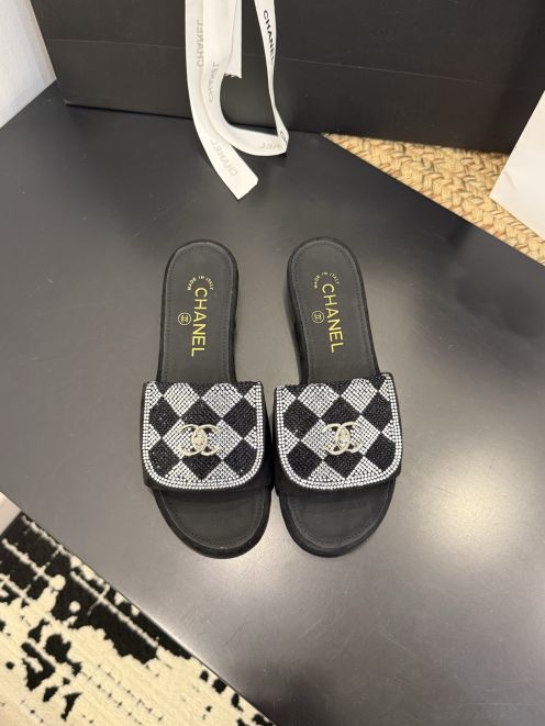 シャネル サンダル 2026新作 スーパーコピー 優良サイト 高再現度 高評価 精密ディテール 高級感仕上げ 安心サイト 数量限定入荷