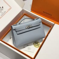 エルメス 激安屋口コミ ケリーポシェット ハンドバッグ 定番ライトブルー 2026新作 高再現度 精密ディテール 高級感仕上げ 安心サイト