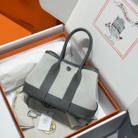 エルメス ガーデンパーティ TPM トートバッグ グレー 2026新作 偽物 バレない再現度 高品質 本革使用 精密ディテール 安心サイト 秘密厳守配送