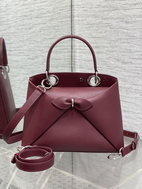 ディオール リボンモチーフ2WAYトートバッグ 2026新作 ボルドーカラー 定番モデル 高再現度激安屋口コミ 高品質本革使用 安心サイト 精密ディテール