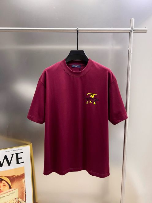 ルイ・ヴィトン Tシャツ コピー 2026新作 高再現度 上質感 シンプルデザイン 通気 快適な着心地 丁寧な縫製 高品質 レビュー高リピ率