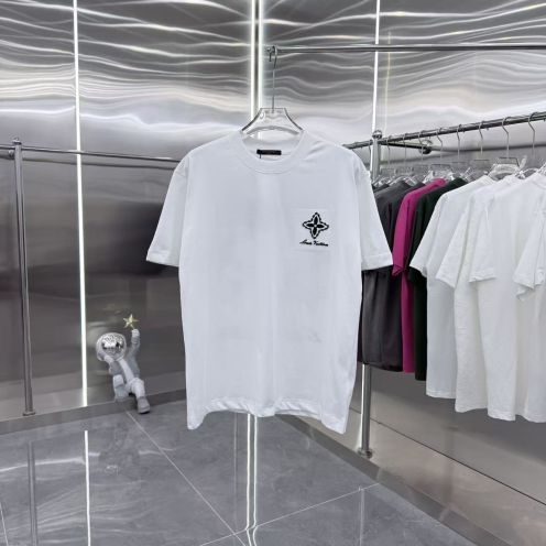 ルイ・ヴィトン Tシャツ コピー 安全通販 2026新作 高再現度 通気 快適な着心地 シンプルデザイン 上質感 丁寧な縫製 高品質