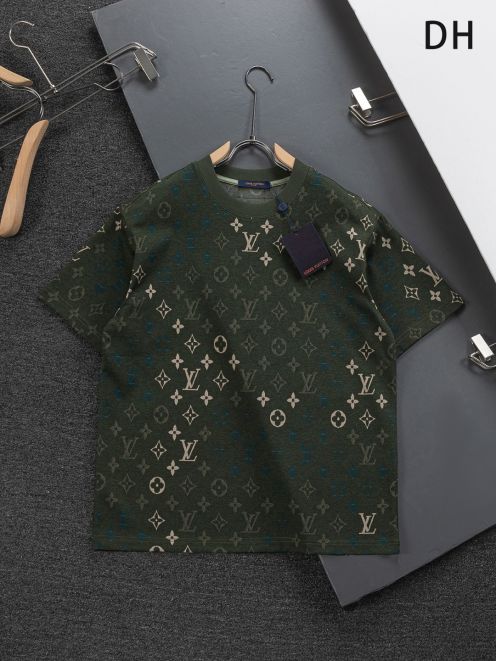 ルイ・ヴィトン モノグラムTシャツ n級 2026新作 高再現度 通気 快適な着心地 上質感 丁寧な縫製 高品質 精密ディテール