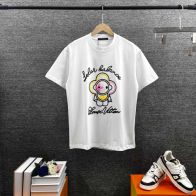 ルイ・ヴィトン キャラクターTシャツ 激安 2026新作 高再現度 通気 快適な着心地 上質感 丁寧な縫製 高品質 シンプルデザイン