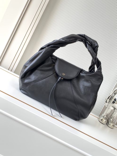 フェンディ 2026新作 レザーワンショルダーバッグ 本物級コピー 高級レベル仕様 安心サイト 実店舗運営 精密ディテール 即納対応