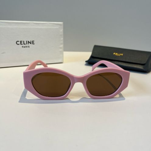 セリーヌ トリオンフサングラス 2026新作 n級 高評価 上質感仕上げ 精密ディテール リピーター多数 安心サイト ノベルティ付き