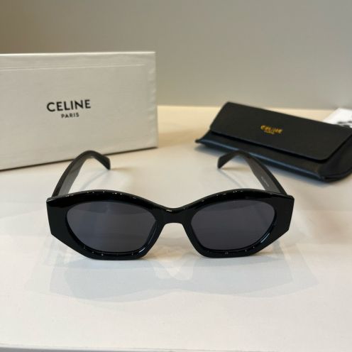 セリーヌ トリオンフブラックサングラス 2026新作 激安 高評価 高再現度 上質感仕上げ 丁寧な縫製 発送保証 追跡可能