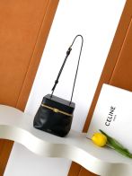 セリーヌ トリオンフショルダーバッグ 2026新作 ブランド コピー 高品質 本革使用 高再現度 職人技術再現 確実に届く 秘密厳守配送