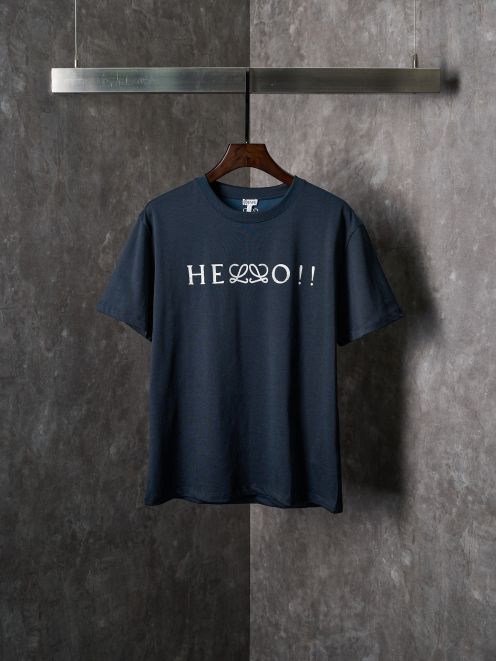 2026新作 ロエベ ロゴTシャツ スーパーコピー 高評価口コミ多数 通気 男女兼用 夏服 肌触り良好 快適な着心地 精密ディテール 安心の日本倉庫