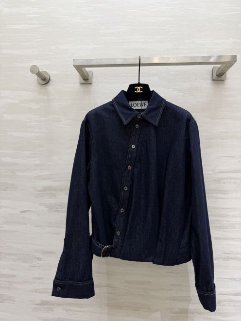2026新作 ロエベ デニムジャケット スーパーコピー 高評価口コミ多数 通気 快適な着心地 上質感 丁寧な縫製 精密ディテール 安心の日本倉庫 即納対応