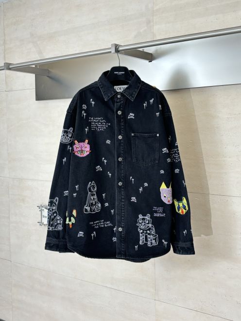 2026新作 ロエベ デニムシャツ ブランド コピー 高品質 上質感仕上げ 丁寧な縫製 快適な着心地 通気 男女兼用 精密ディテール リピーター多数