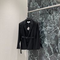 2026新作 ロエベ テーラードジャケット 激安屋口コミ多数 高品質 上質感 丁寧な縫製 精密ディテール 長年の実績 安心サイト 即納対応