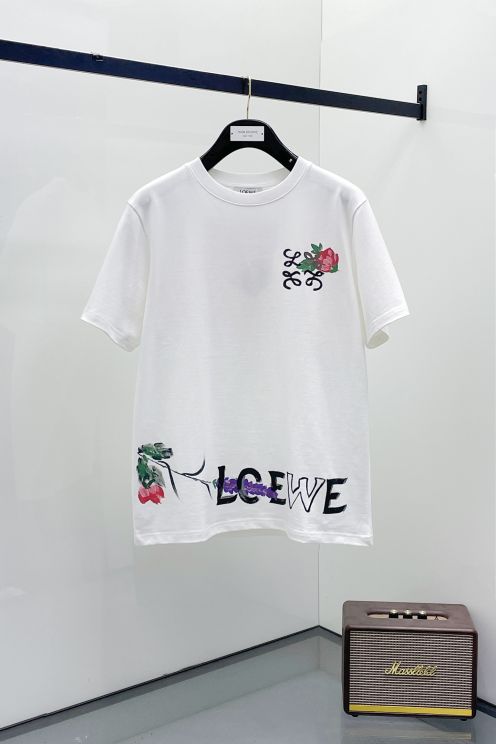 2026新作 ロエベ フラワーロゴTシャツ n級 高再現度 通気 男女兼用 夏服 快適な着心地 精密プリント 上質素材 人気デザイン