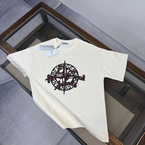 ストーンアイランド x ディオール メンズTシャツ ホワイト ロゴプリント 2026新作 n級 半袖Tシャツ ストリートデザイン 通気 快適 カジュアル 日本倉庫発送 即納