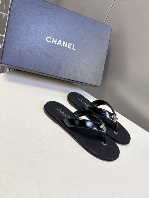 シャネル レディーストングサンダル 2026新作 激安屋口コミ 圧倒的な再現度 精密ディテール 上質感仕上げ 安心日本倉庫発送 追跡可能配送 リピーター多数