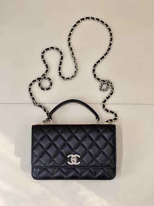 シャネル ブランド コピー キルティングトップハンドルバッグ チェーンショルダー 2WAY仕様 定番