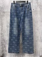 ミュウミュウ 本物級コピー ロゴ総柄デニムパンツ ワイドシルエット 高級レベル仕様