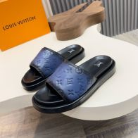 ルイヴィトン ハイブランド モノグラムスライドサンダル ネイビーグラデーション 上質感
