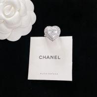 シャネル スーパーコピー ハートCCロゴリング ストーン装飾ジュエリー 高再現度