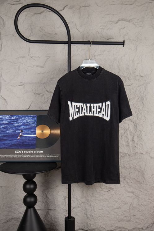 バレンシアガ スーパーコピー 半袖Tシャツ ロゴプリント ヴィンテージ風デザイン 快適な着心地 発送保証