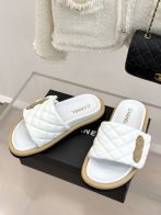 シャネル ブランド コピー サンダル キルティングデザイン フラット仕様 上質感 新作