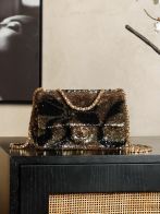 シャネル 本物級コピー スパンコールチェーンショルダーバッグ ゴールドデザイン フラップ仕様 正確な刻印