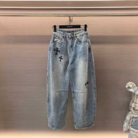 クロムハーツ スーパーコピー デニムパンツ ワイドシルエット クロス刺繍デザイン 通気 定番