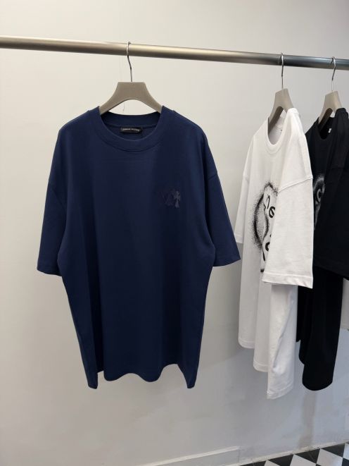 クロムハーツ n級 半袖Tシャツ ミニロゴ刺繍デザイン 通気 高級レベル仕様 上質感