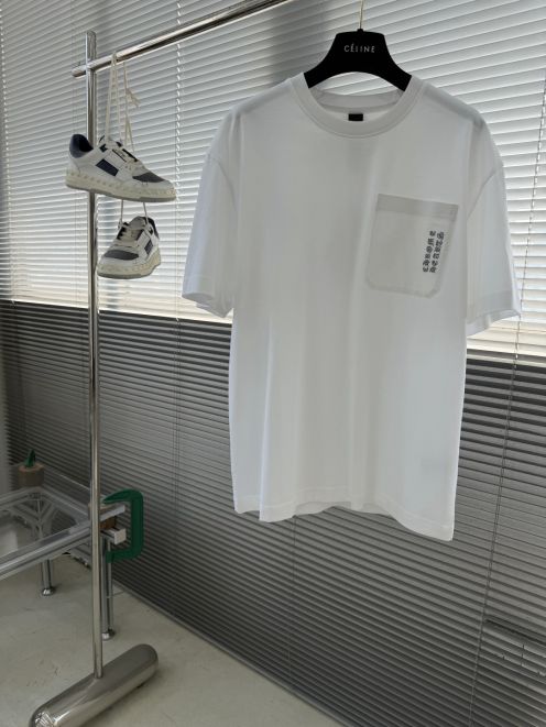 クロムハーツ ハイブランド 半袖Tシャツ ポケットロゴデザイン 通気 発送保証 上質感