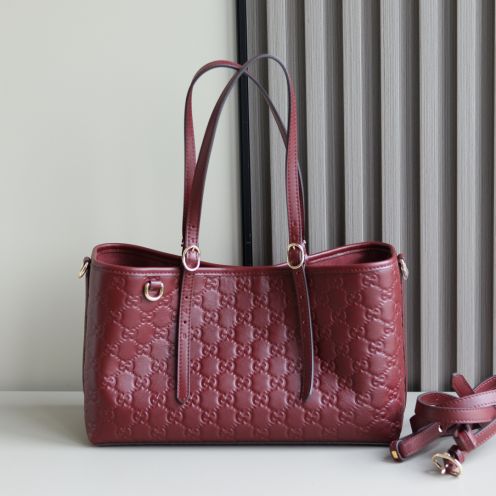 グッチ n級 トートバッグ GGエンボスレザー スリムフォルムデザイン 高品質モデル