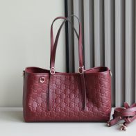 グッチ n級 トートバッグ GGエンボスレザー スリムフォルムデザイン 高品質モデル