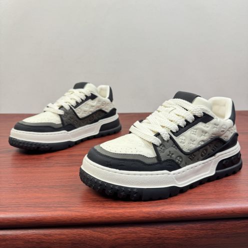 ルイヴィトン 格安 スニーカー 厚底デザイン モノグラム型押し ストリートスタイル 精密ディテール