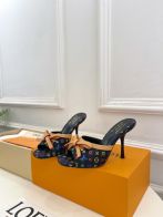 ルイヴィトン 格安 ミュールサンダル マルチカラーモノグラム ブラック基調 エレガント設計 安心サイト