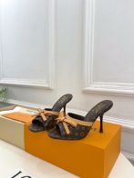 ルイヴィトン n級 ミュールサンダル モノグラムデザイン リボン装飾 エレガント印象 口コミ多数