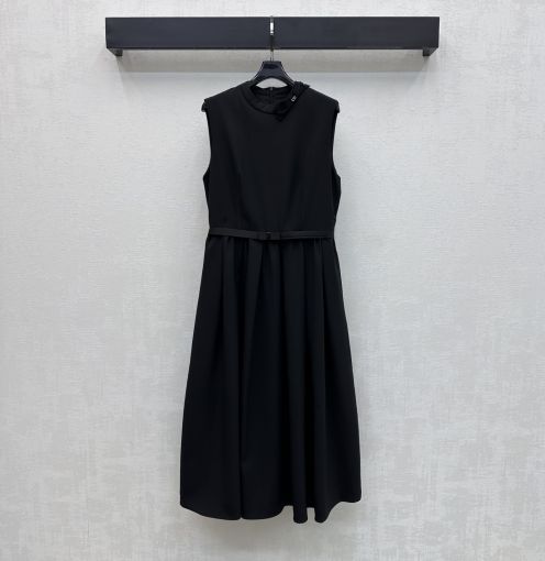 ディオール 本物級コピー ノースリーブワンピース ミニマルデザイン ベルト付きフレア 上質感