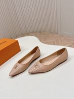 ルイヴィトン 本物級コピー フラットパンプス ポインテッドトゥ エナメル切替 上品設計 高品質