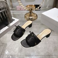 ディオール ブランド コピー キルティングミュールサンダル リボン装飾デザイン 高級レベル仕様