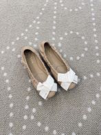 プラダ スーパーコピー バレエシューズ リボンデザイン フラットパンプス 上質感モデル 実店舗運営