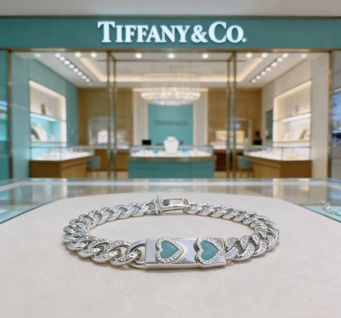 ティファニー 本物級コピー チェーンブレスレット ダブルハート装飾 シルバー仕様 高再現度