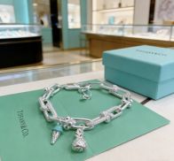 ティファニー 格安 チェーンブレスレット アイスクリーム パイナップルチャーム 精密ディテール リピーター多数