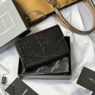 サンローラン 格安 フラップウォレット クロコ型押しレザー 高級レベル仕様 口コミ多数