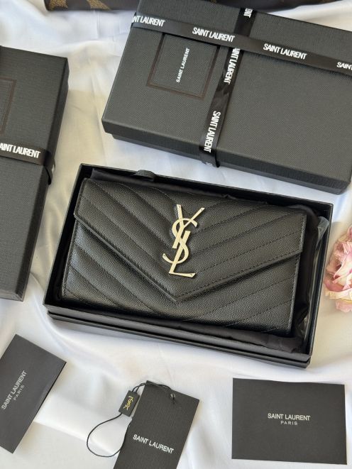 サンローラン 本物級コピー フラップ長財布 キルティングレザー ゴールドロゴ 満足度高い